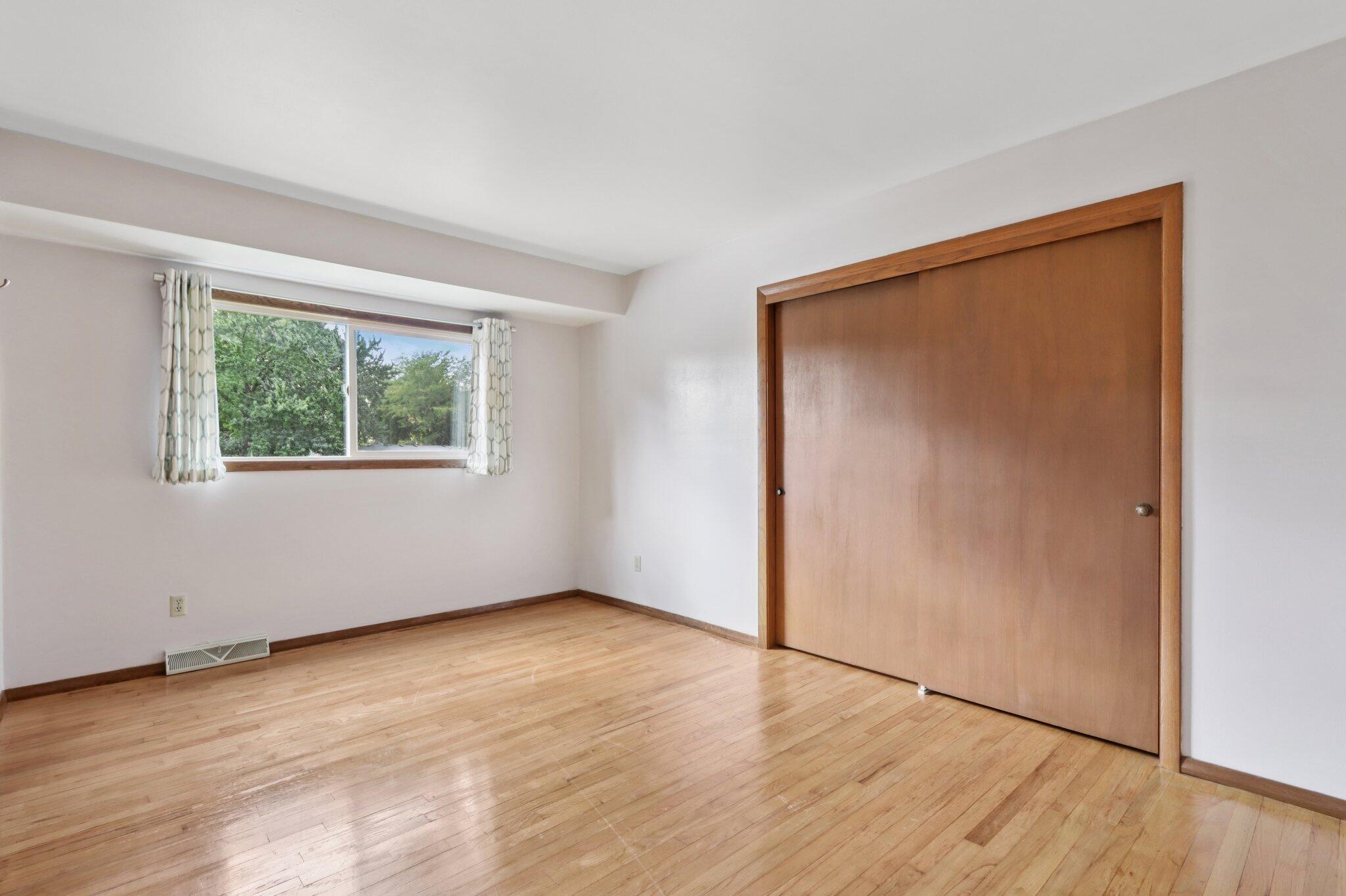 901 Anton Road Hartland, WI 53029 - Photo 19 of 48 Master/Primary suite features bath access and generous closet.