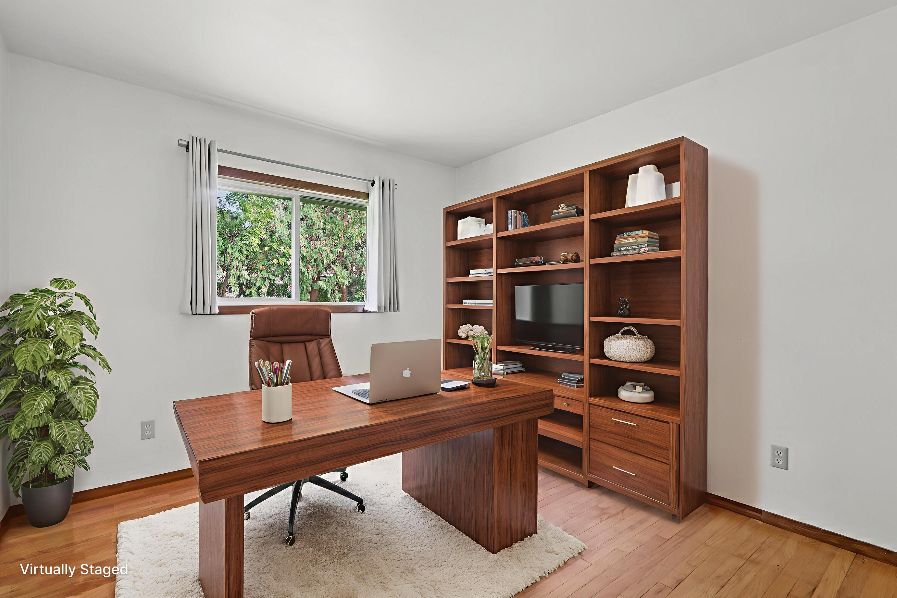 901 Anton Road Hartland, WI 53029 - Photo 27 of 48 ....OR an office!