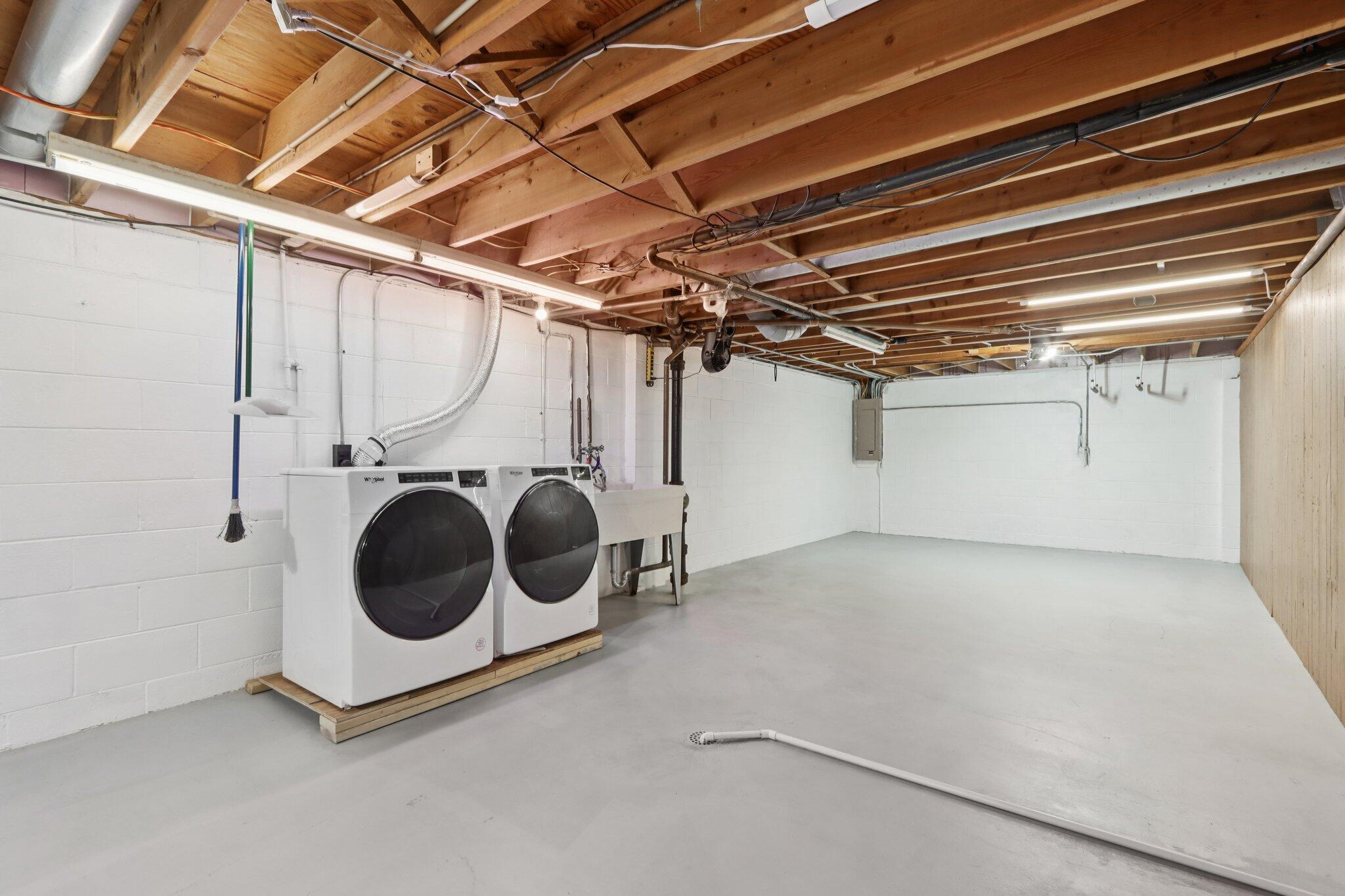 901 Anton Road Hartland, WI 53029 - Photo 31 of 48 Meticulously cared for. It's as clean as the photos show!