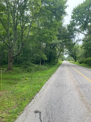 $600,000 | 505 Long Highway, Little Compton, RI 02837