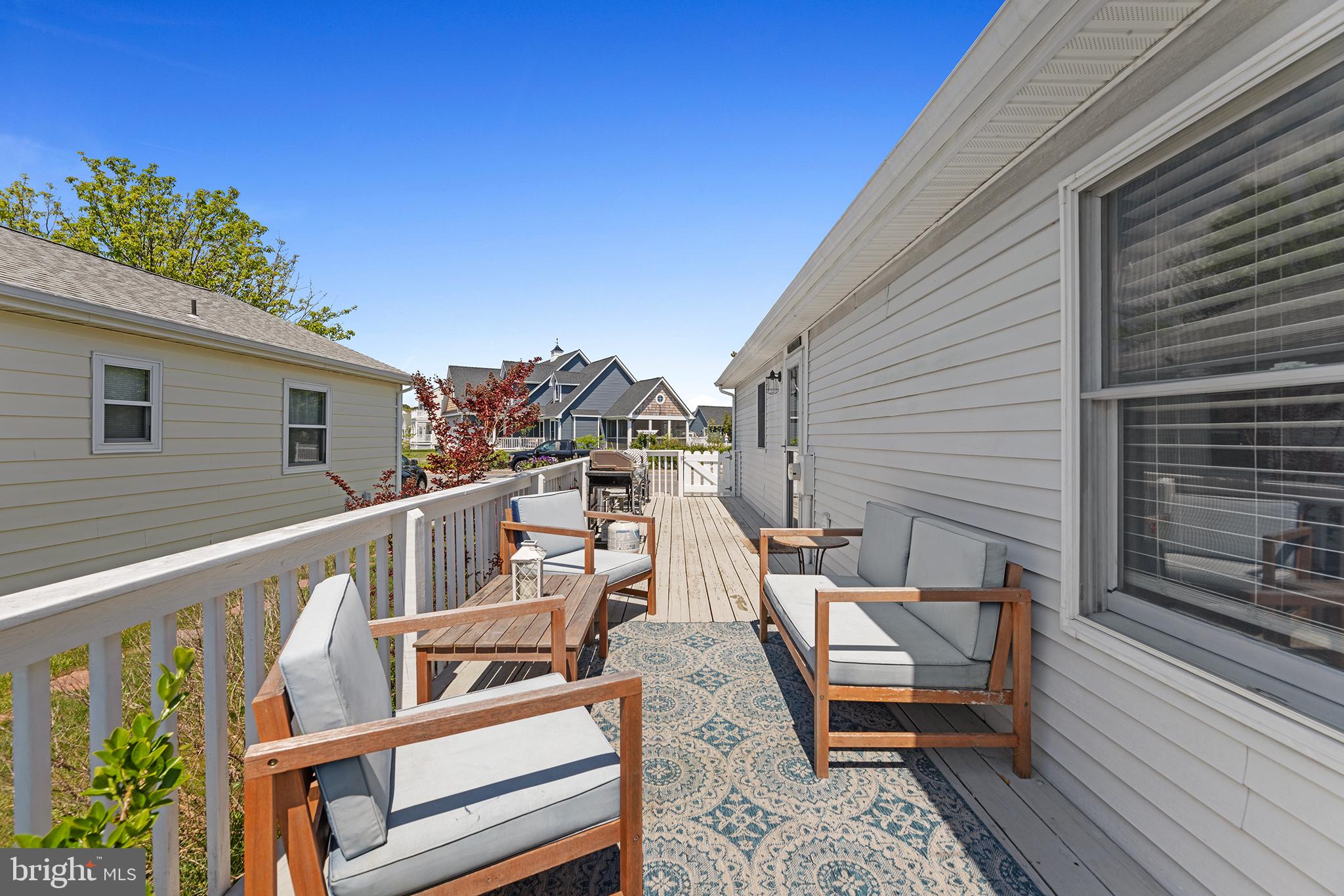 515 Twin Tree Road Ocean City, MD 21842 - Photo 13 of 49 Enjoy your coffee or choice of Bev on the porch!