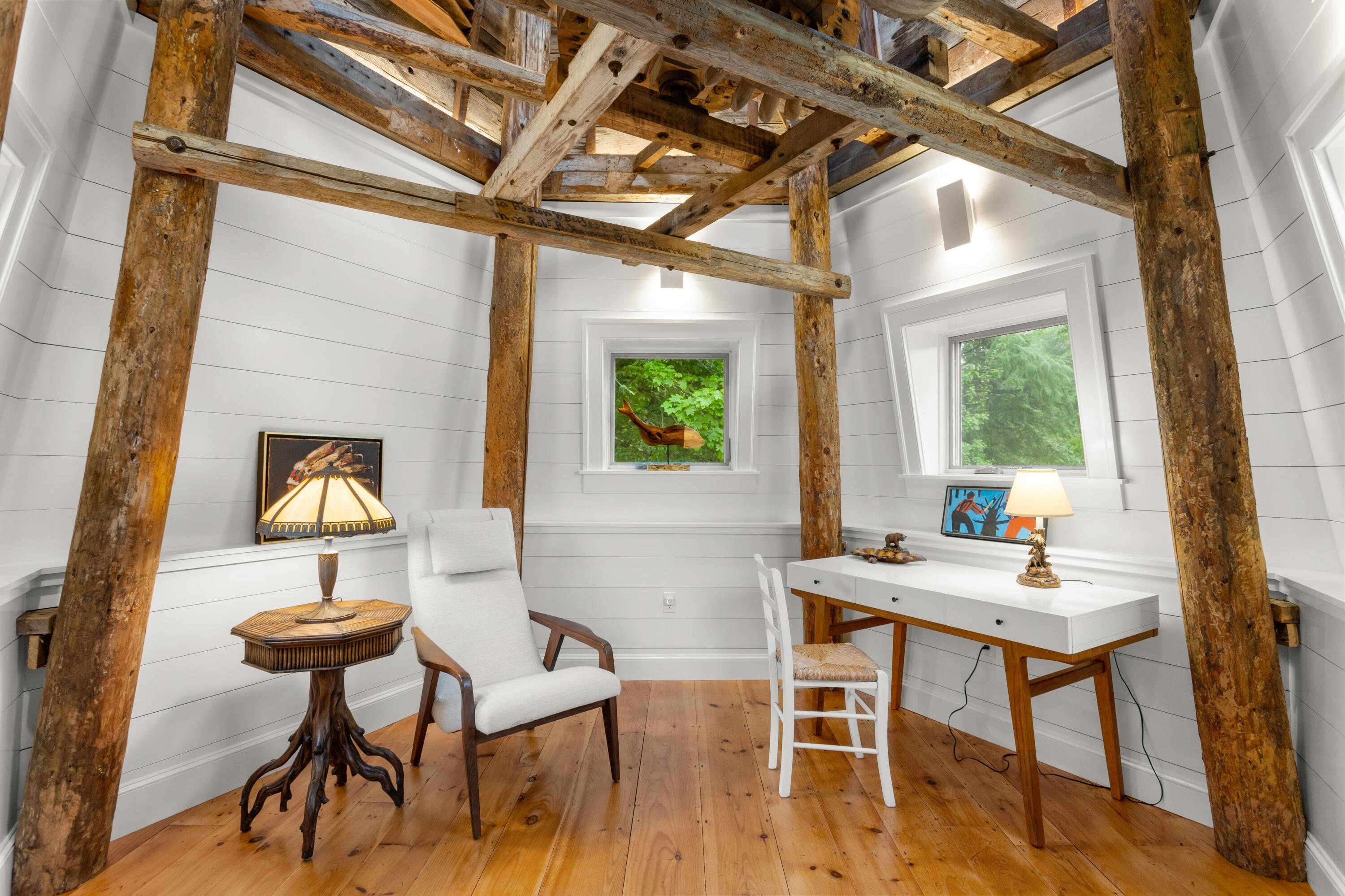 12 Madockawando Road Castine, ME 04421 - Photo 8 of 39 647A3D38-62FE-473C-A326-416D9419DFF4