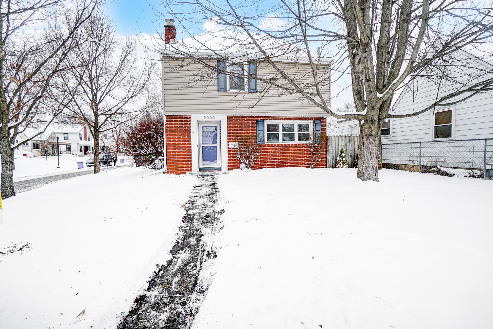 2990 Parkside Road Columbus, OH 43204 - Photo 2 of 34 Welcome to 2990 Parkside Road!