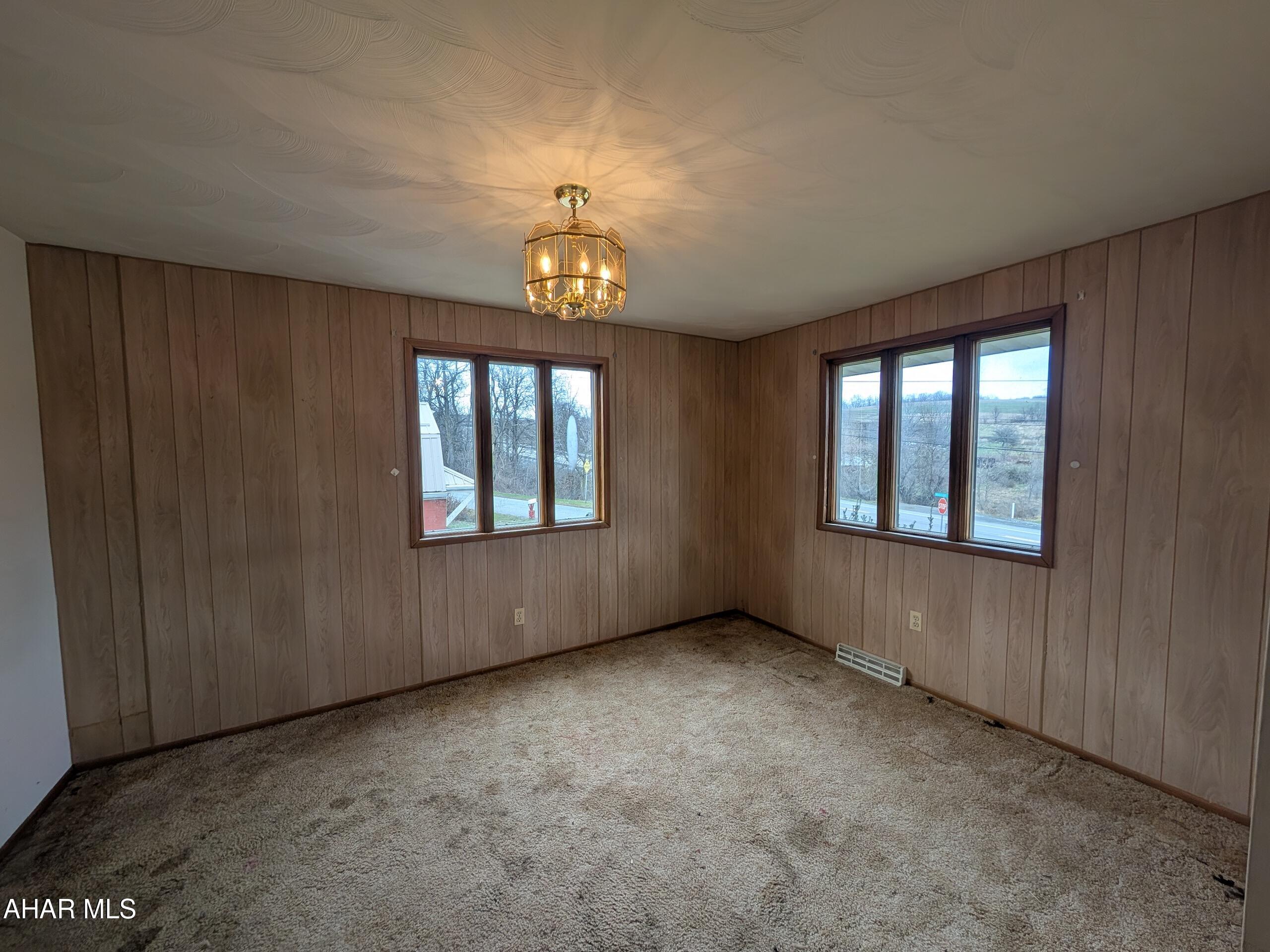 533 Wheeland Road Duncansville, PA 16635 - Photo 10 of 33