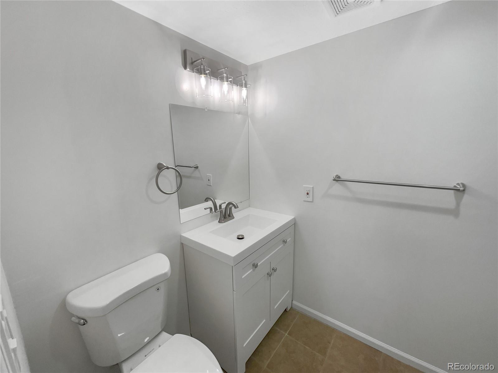 10131 Routt Street Broomfield, CO 80021 - Photo 8 of 17