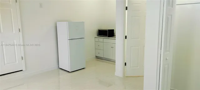 $1,300 | 14552 Southwest 158th Court, Unit 1, Miami, FL 33196