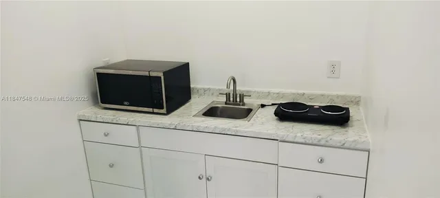 $1,300 | 14552 Southwest 158th Court, Unit 1, Miami, FL 33196