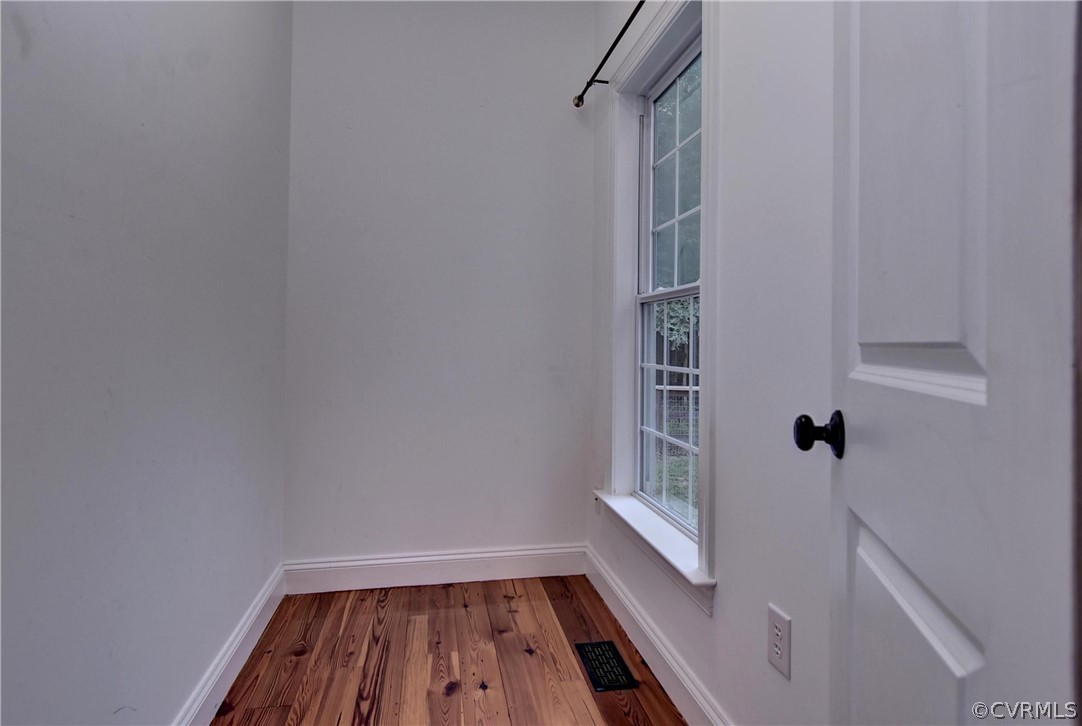 4653 Hopewell Road New Kent, VA 23124 - Photo 5 of 45 Gallery Image 5