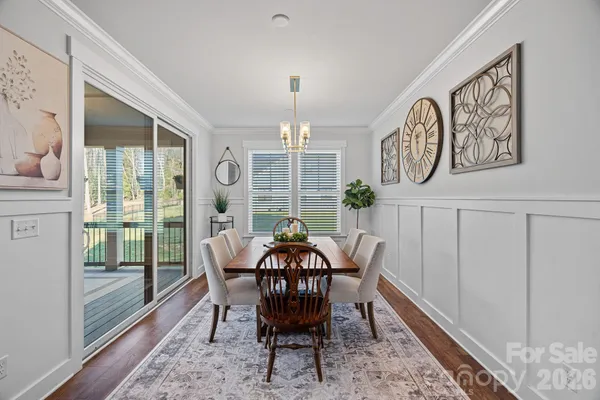 $669,900 | 860 38th Avenue Northeast, Hickory, NC 28601