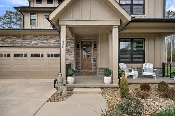 $669,900 | 860 38th Avenue Northeast, Hickory, NC 28601