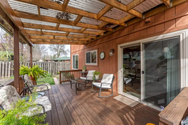 $620,000 | 550 Baywood Court, Ukiah, CA 95482