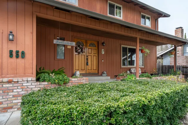 $620,000 | 550 Baywood Court, Ukiah, CA 95482