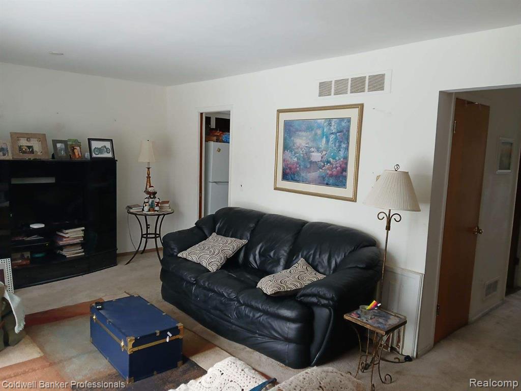 1423 Oakbrook E Drive Rochester, MI 48307 - Photo 15 of 16