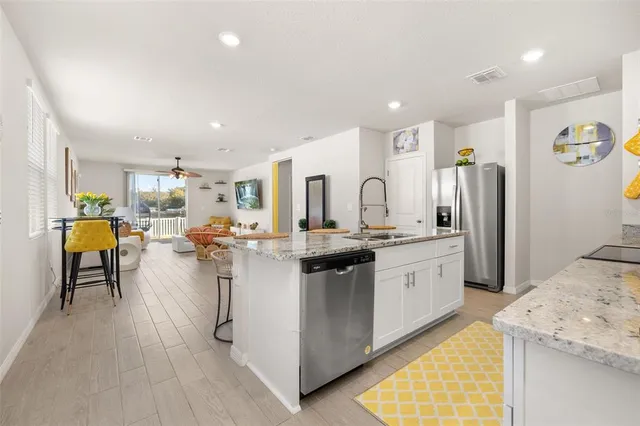 $2,350 | 2316 East Newsome Road, Plant City, FL 33565