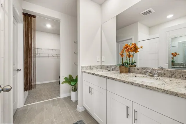 $2,350 | 2316 East Newsome Road, Plant City, FL 33565