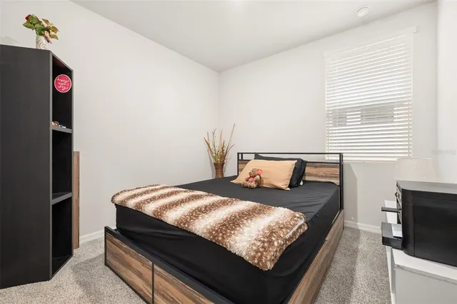 $2,350 | 2316 East Newsome Road, Plant City, FL 33565