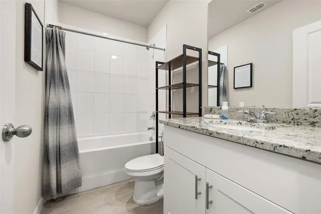 $2,350 | 2316 East Newsome Road, Plant City, FL 33565