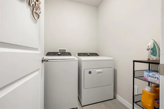 $2,350 | 2316 East Newsome Road, Plant City, FL 33565