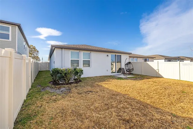 $2,350 | 2316 East Newsome Road, Plant City, FL 33565