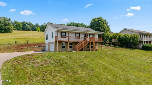 $449,000 | 2713 Lucille Avenue, Kodak, TN 37764