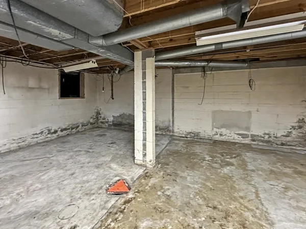 a view of empty room