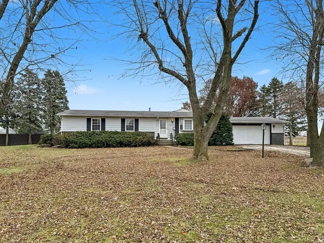 $225,000 | 107 South Clinton, Ashkum, IL 60911