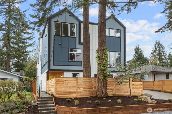 $859,950 | 14308 Roslyn Place North, Seattle, WA 98133