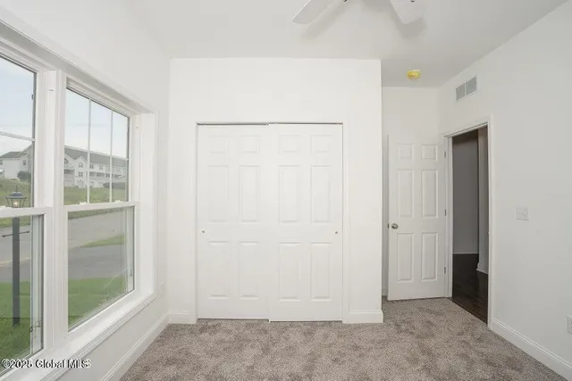 $478,900 | 922 Ridgeview Circle, Castleton-on-Hudson, NY 12033