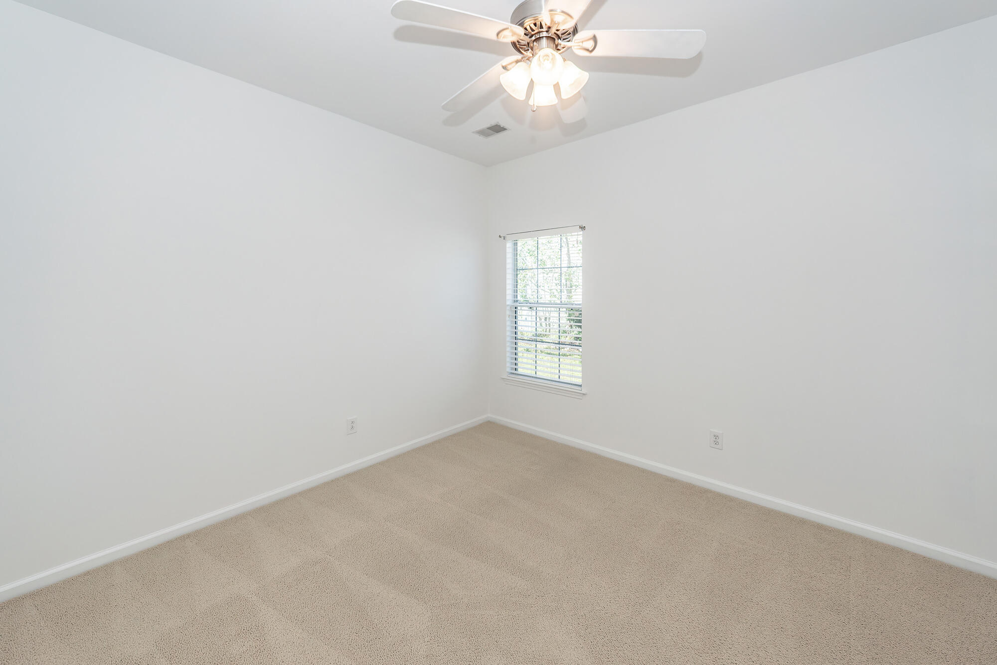 2061 Bancroft Lane Mount Pleasant, SC 29466 - Photo 35 of 57 36