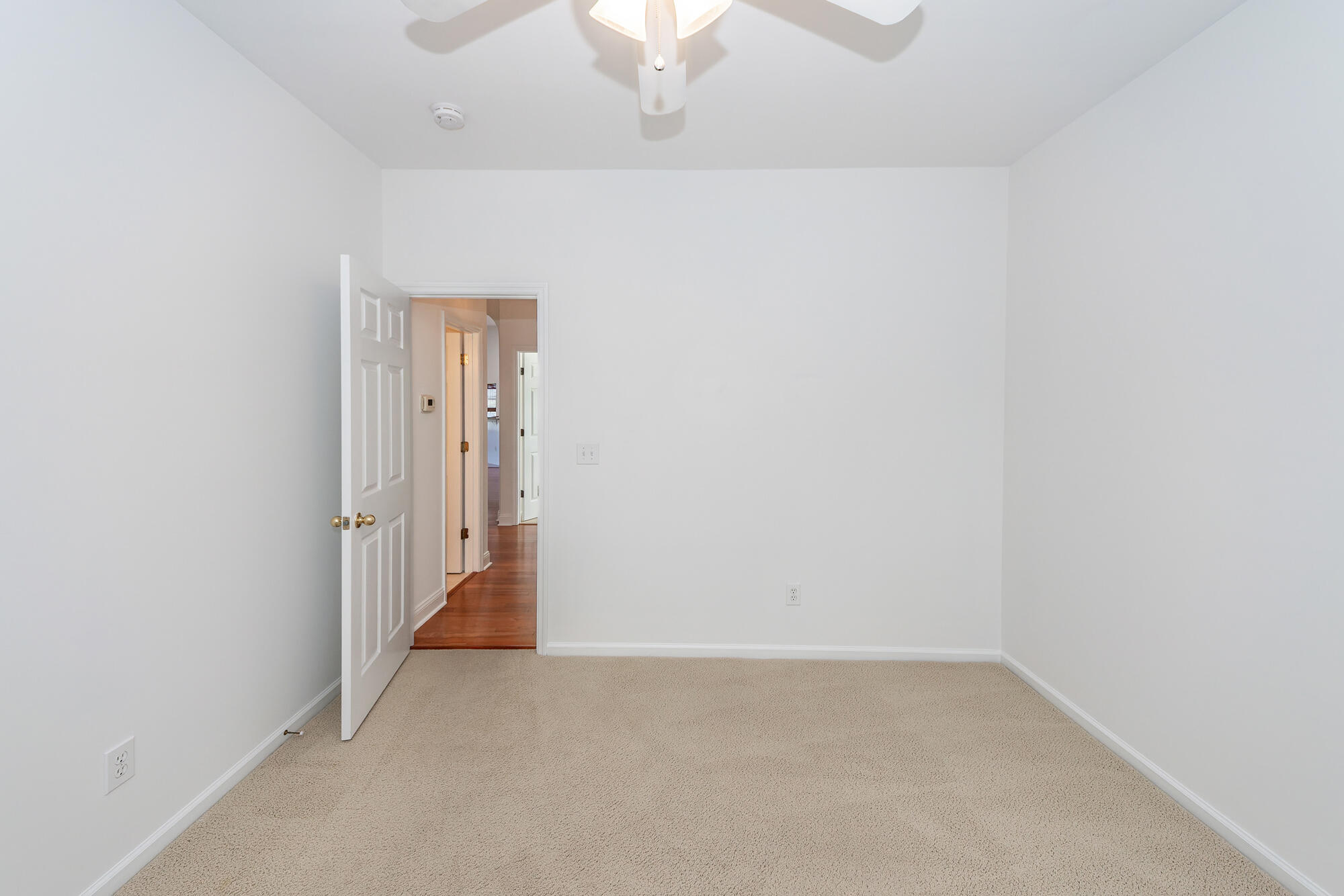 2061 Bancroft Lane Mount Pleasant, SC 29466 - Photo 37 of 57 38