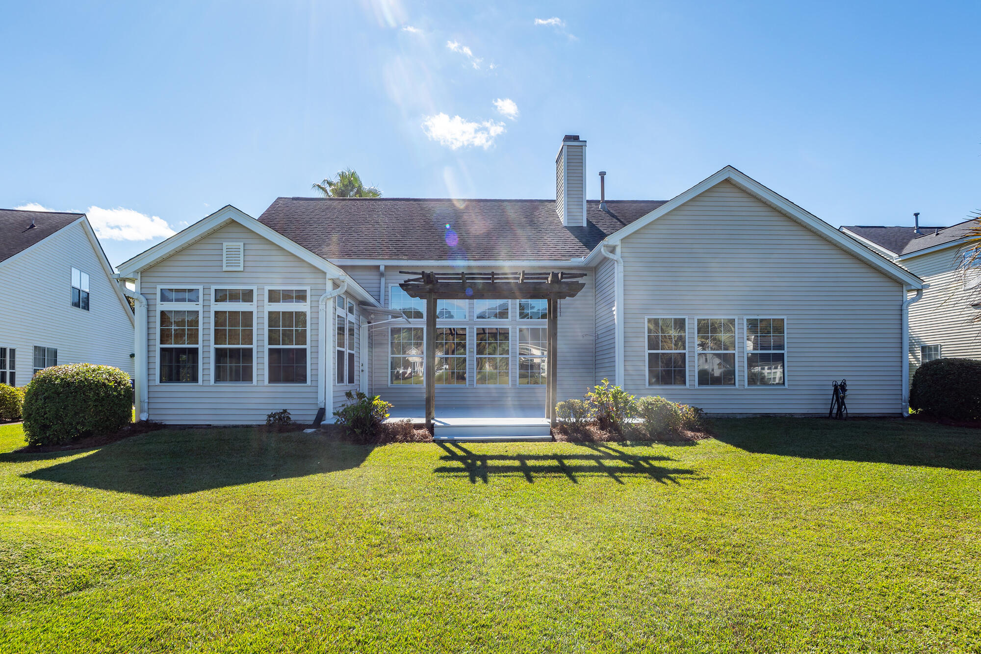 2061 Bancroft Lane Mount Pleasant, SC 29466 - Photo 50 of 57 52