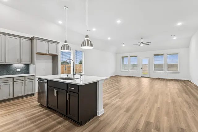 $389,990 | 2103 Heather Rdg Way, Rosenberg, TX 77471