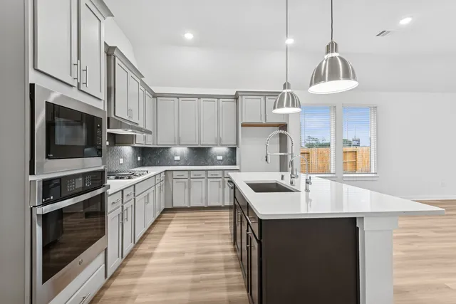 $389,990 | 2103 Heather Rdg Way, Rosenberg, TX 77471