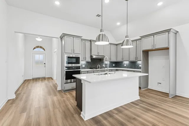 $389,990 | 2103 Heather Rdg Way, Rosenberg, TX 77471