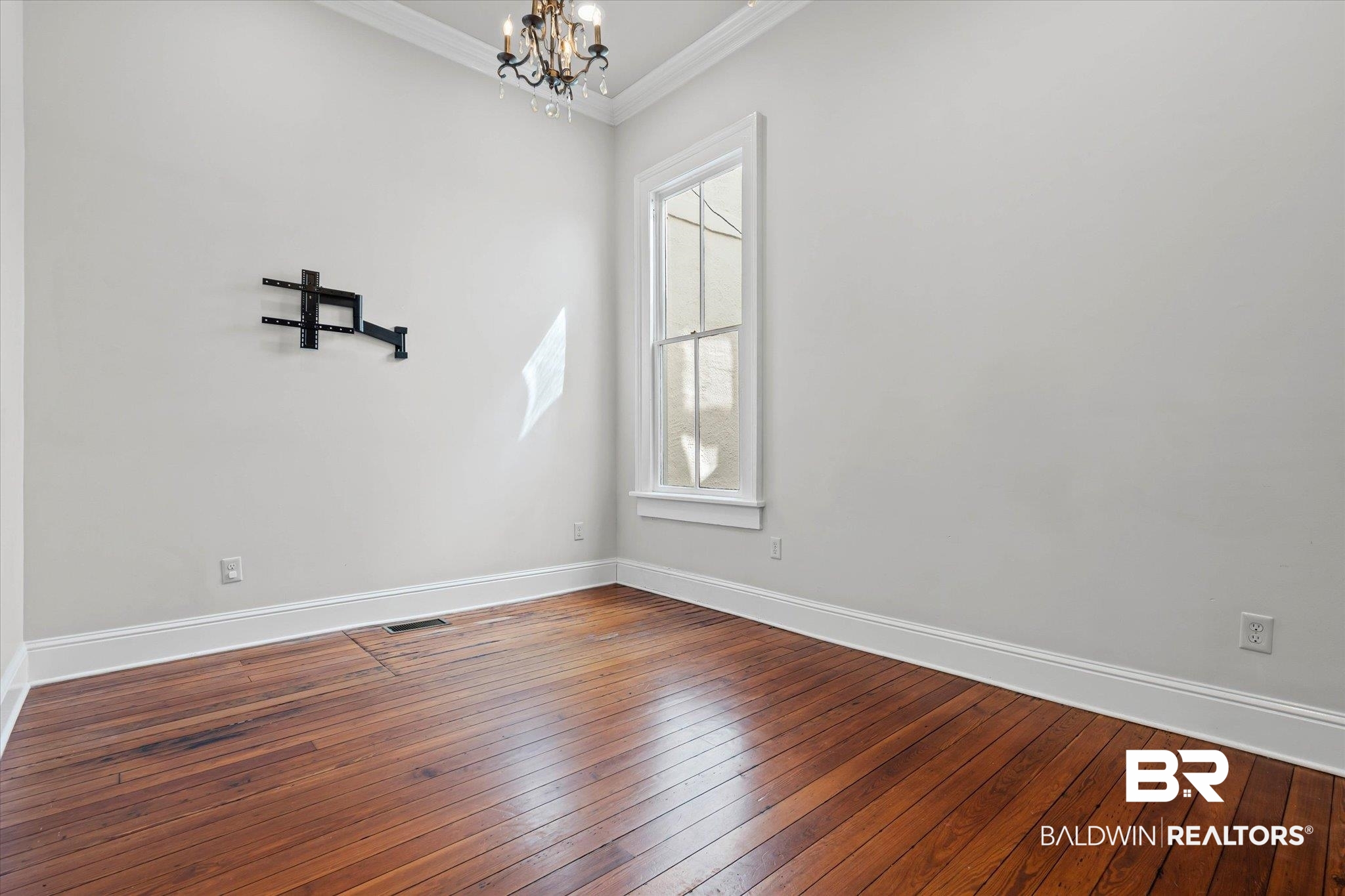 208 State Street Mobile, AL 36603 - Photo 12 of 43 Gallery Image 12