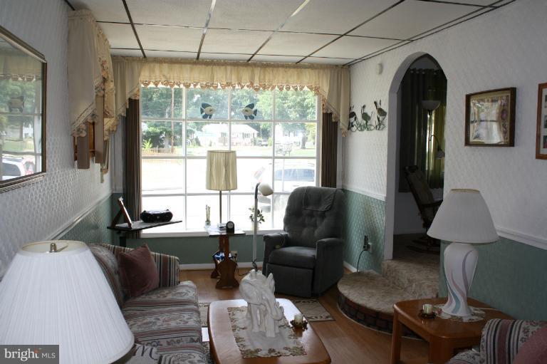 3711 Red Grove Road Baltimore, MD 21220 - Photo 5 of 24 a living room with furniture and a window