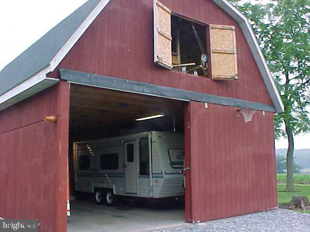 3584 Colebrook Road Elizabethtown, PA 17022 - Photo 2 of 5 Gallery Image 2