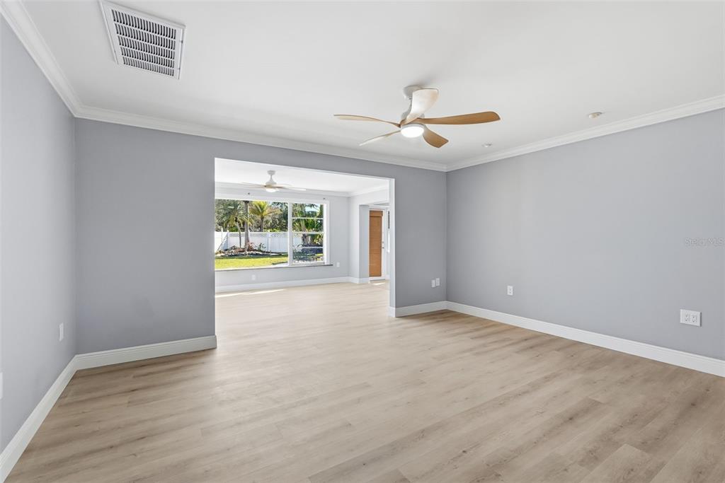 101 Michigan Boulevard Dunedin, FL 34698 - Photo 9 of 33