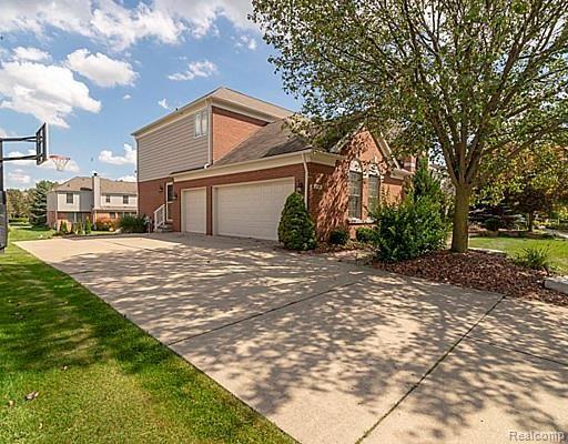 17186 Orchard Ridge Road Northville, MI 48168 - Photo 32 of 90 new_20180906_tfn_5252 (1).jpg