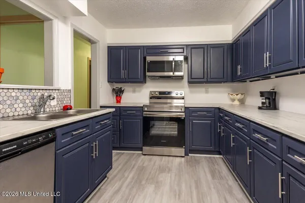 $265,000 | 7659 Stonycreek Cove, Southaven, MS 38671