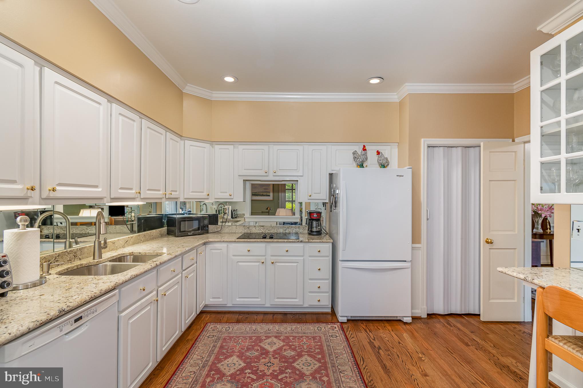 8031 Strauff Road, Unit 4 Towson, MD 21204 - Photo 8 of 36 Kitchen