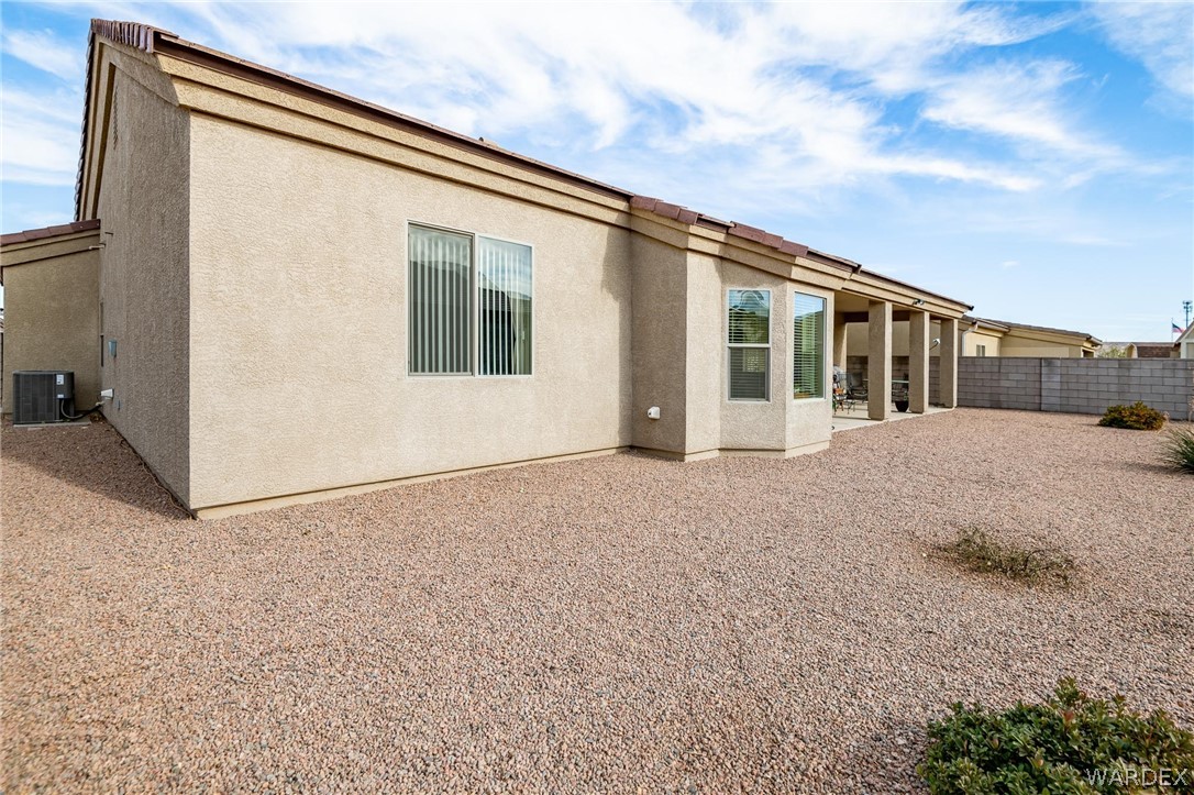 4870 North Old W Road Kingman, AZ 86401 - Photo 39 of 41 a view of a house with a big yard and plants