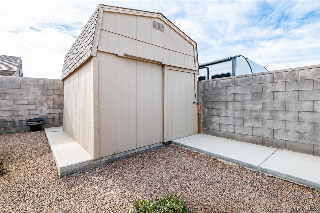 4870 North Old W Road Kingman, AZ 86401 - Photo 41 of 41 a view of a house with backyard