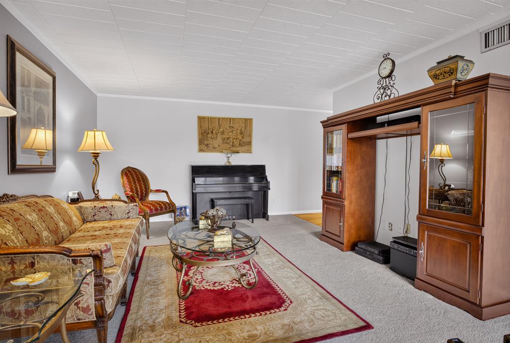 900 Washington Road, Unit 212 Pittsburgh, PA 15228 - Photo 7 of 37