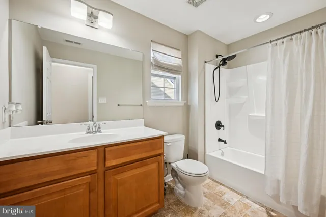 $450,000 | 410 Illinois Avenue, Delanco, NJ 08075