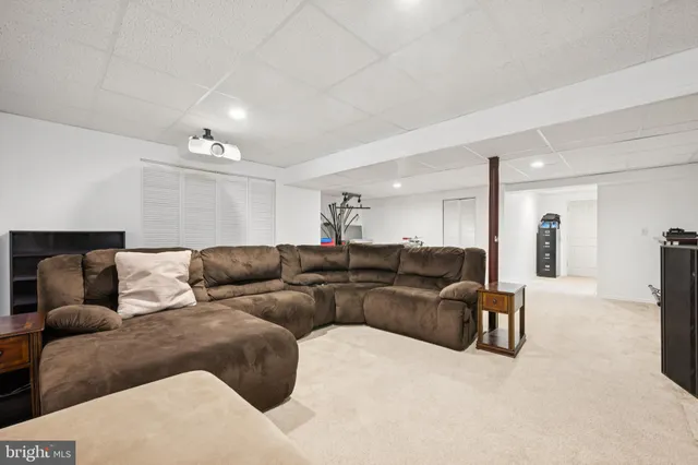 $450,000 | 410 Illinois Avenue, Delanco, NJ 08075