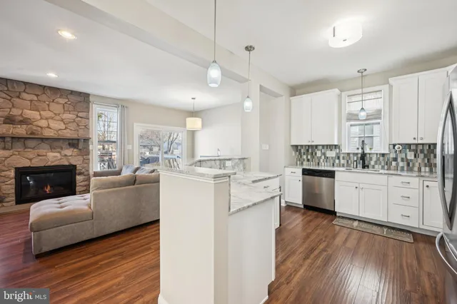 $450,000 | 410 Illinois Avenue, Delanco, NJ 08075