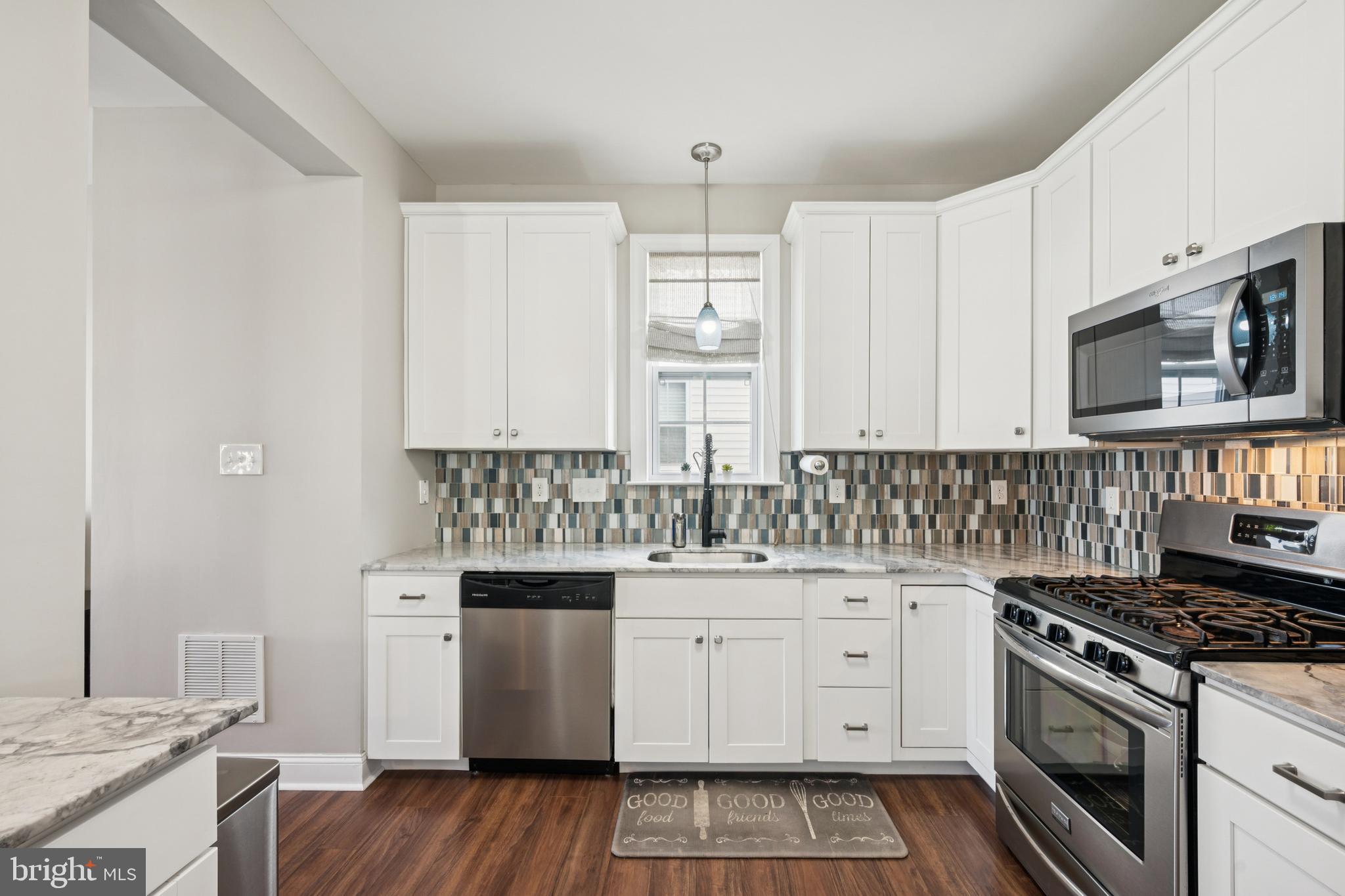 410 Illinois Avenue Delanco, NJ 08075 - Photo 8 of 26