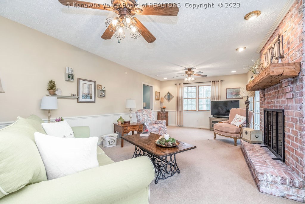 146 Whispering Woods Road Charleston, WV 25304 - Photo 14 of 48 Gallery Image 14