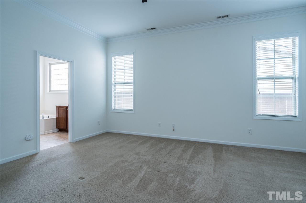 7775 Berry Crest Avenue Raleigh, NC 27617 - Photo 13 of 27